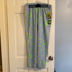 Zumba Wear lightweight sweatpants, size L, lavender and green
